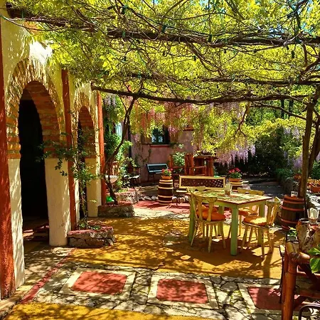 Krasberry Jezev Brlog 팜스테이 Komen