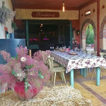 Krasberry Jezev Brlog Gospodarstwo agroturystyczne Komen