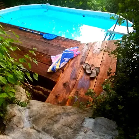 Vakantieboerderij Krasberry Jezev Brlog *